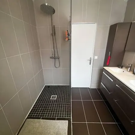 Porte De Paris, Grand 2 Pieces 아파트 생드니